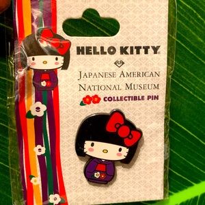 2014 Japanese museum Hello Kitty collectors pin